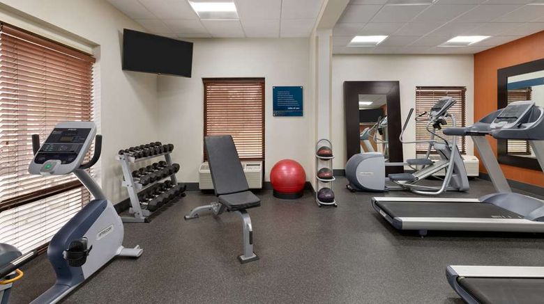 <b>Hampton Inn Greenville/Simpsonville Health</b>. Images powered by <a href="https://iceportal.shijigroup.com/" title="IcePortal" target="_blank">IcePortal</a>.