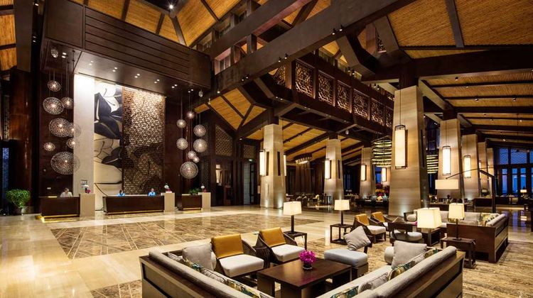 Hilton Wenchang Lobby