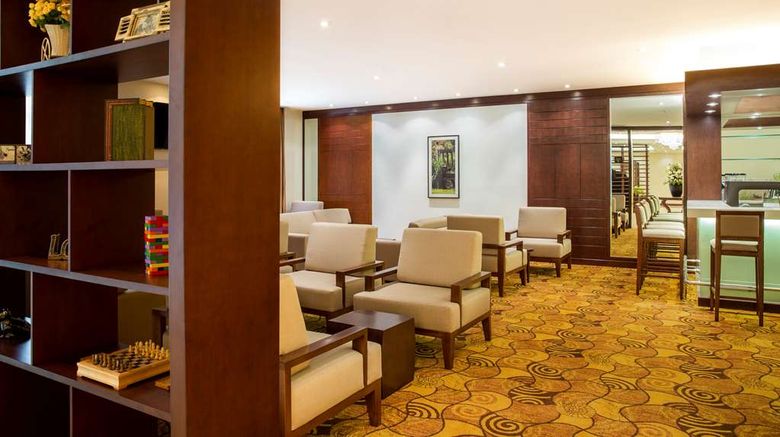 <b>Hilton Garden Inn Hanoi Restaurant</b>. Images powered by <a href="https://iceportal.shijigroup.com/" title="IcePortal" target="_blank">IcePortal</a>.
