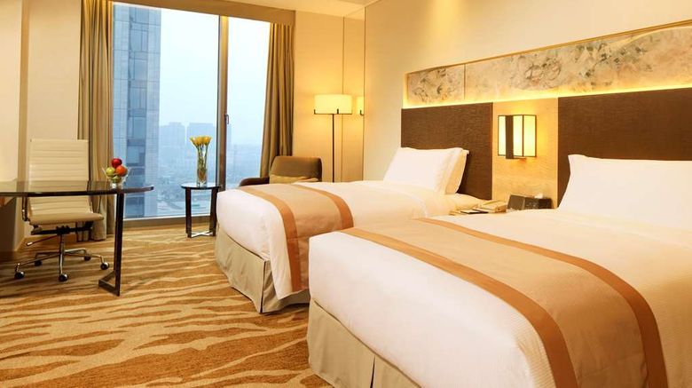 <b>DoubleTree by Hilton Hangzhou East Room</b>. Images powered by <a href="https://iceportal.shijigroup.com/" title="IcePortal" target="_blank">IcePortal</a>.