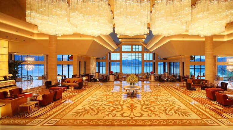 <b>Hilton Hangzhou Qiandao Lake Resort Lobby</b>. Images powered by <a href="https://iceportal.shijigroup.com/" title="IcePortal" target="_blank">IcePortal</a>.