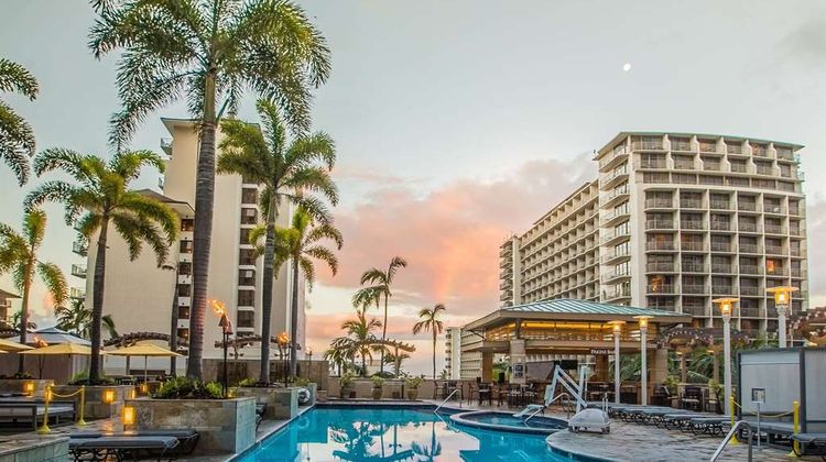 Embassy Suites by Hilton Waikiki Beach Pool