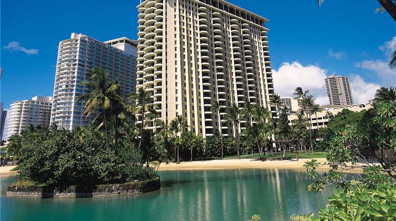 <b>Hilton Grand Vac Hilton Hawaiian Village Exterior</b>. Images powered by <a href="https://iceportal.shijigroup.com/" title="IcePortal" target="_blank">IcePortal</a>.
