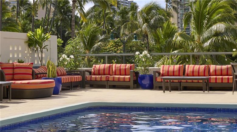 <b>Doubletree by Hilton Alana Hotel Waikiki Pool</b>. Images powered by <a href="https://iceportal.shijigroup.com/" title="IcePortal" target="_blank">IcePortal</a>.