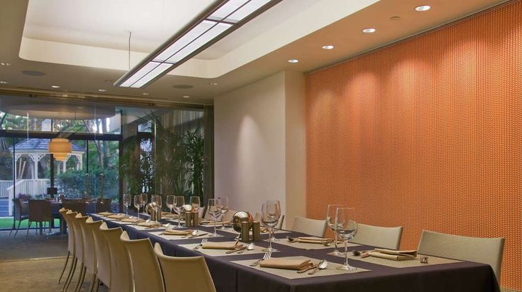 Hilton Waikiki Beach Resort & Spa Restaurant