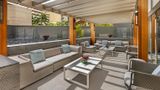 Hilton Grand Vacations Hokulani Waikiki Exterior
