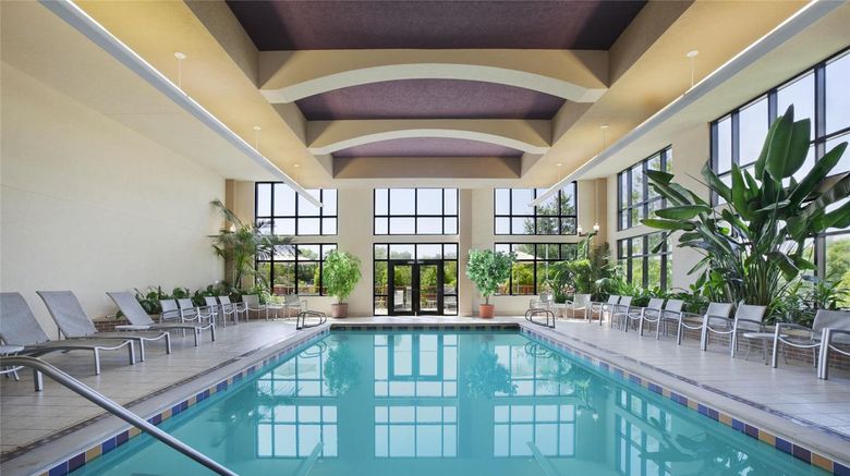 <b>Embassy Suites Hot Springs - Hotel & Spa Pool</b>. Images powered by <a href="https://iceportal.shijigroup.com/" title="IcePortal" target="_blank">IcePortal</a>.