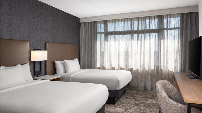 <b>Embassy Suites Hot Springs - Hotel & Spa Room</b>. Images powered by <a href="https://iceportal.shijigroup.com/" title="IcePortal" target="_blank">IcePortal</a>.
