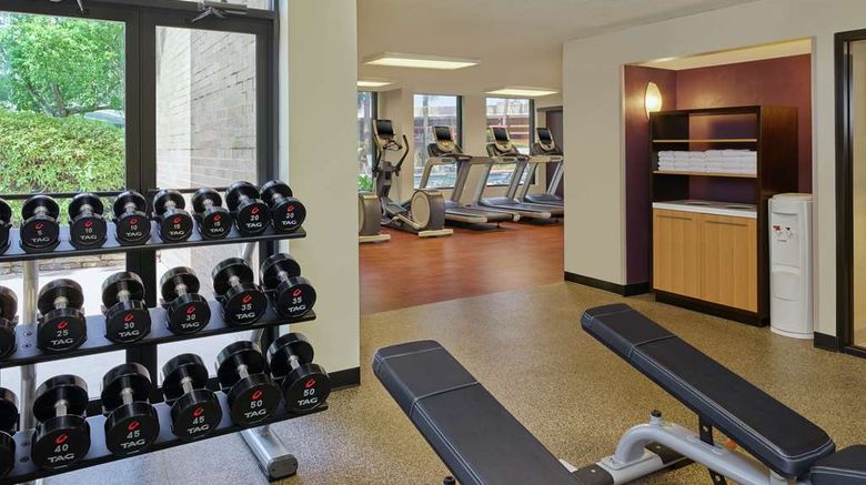 <b>DoubleTree Houston Intercontinental Arpt Health</b>. Images powered by <a href="https://iceportal.shijigroup.com/" title="IcePortal" target="_blank">IcePortal</a>.
