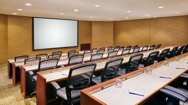 <b>DoubleTree Houston Intercontinental Arpt Meeting</b>. Images powered by <a href="https://iceportal.shijigroup.com/" title="IcePortal" target="_blank">IcePortal</a>.