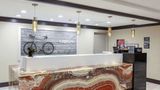 Hampton Inn & Suites-Bush Intercon Arpt Lobby