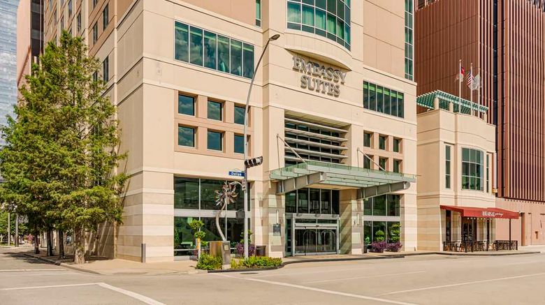 <b>Embassy Suites Houston - Downtown Exterior</b>. Images powered by <a href="https://iceportal.shijigroup.com/" title="IcePortal" target="_blank">IcePortal</a>.