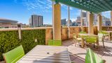 <b>Embassy Suites Houston - Downtown Exterior</b>. Images powered by <a href="https://iceportal.shijigroup.com/" title="IcePortal" target="_blank">IcePortal</a>.