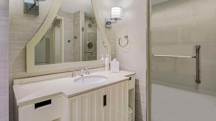 Embassy Suites Houston - Downtown Room