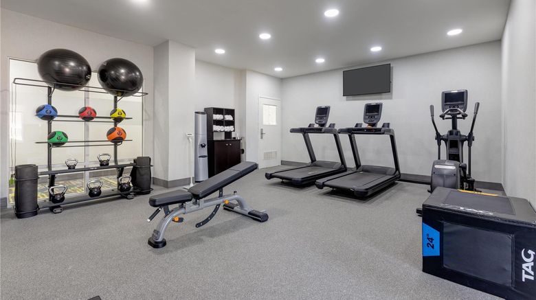 <b>Hampton Inn Houston Health</b>. Images powered by <a href="https://iceportal.shijigroup.com/" title="IcePortal" target="_blank">IcePortal</a>.