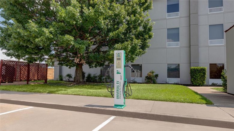 <b>Hampton Inn Houston Exterior</b>. Images powered by <a href="https://iceportal.shijigroup.com/" title="IcePortal" target="_blank">IcePortal</a>.