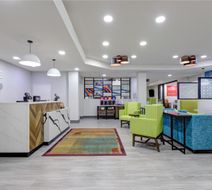 Hampton Inn Houston Lobby