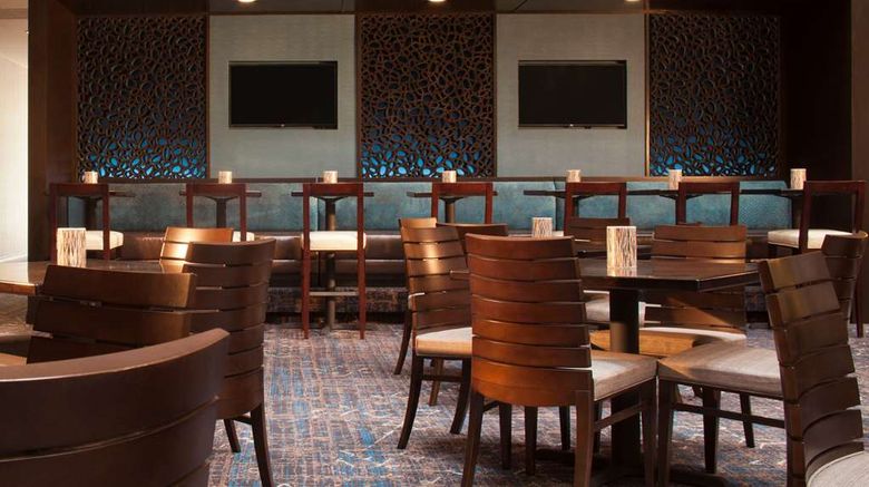 <b>Embassy Suites Houston-Near the Galleria Restaurant</b>. Images powered by <a href="https://iceportal.shijigroup.com/" title="IcePortal" target="_blank">IcePortal</a>.