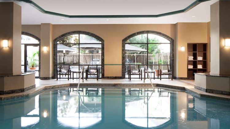 Embassy Suites Houston-Near the Galleria Pool
