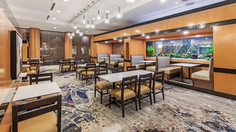 <b>Embassy Suites Houston - Energy Corridor Restaurant</b>. Images powered by <a href="https://iceportal.shijigroup.com/" title="IcePortal" target="_blank">IcePortal</a>.