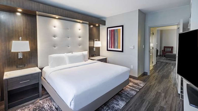 <b>Embassy Suites Houston - Energy Corridor Room</b>. Images powered by <a href="https://iceportal.shijigroup.com/" title="IcePortal" target="_blank">IcePortal</a>.