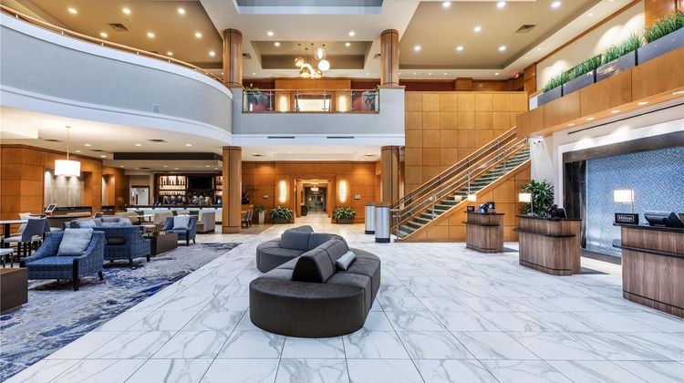 Embassy Suites Houston - Energy Corridor Lobby