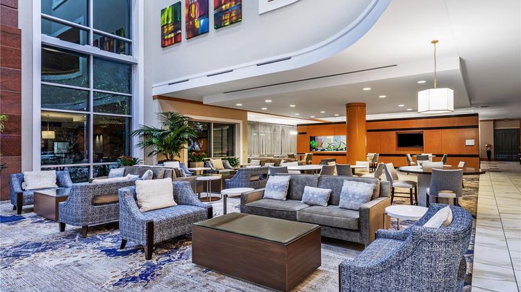 Embassy Suites Houston - Energy Corridor Lobby