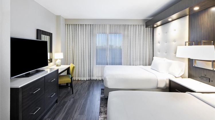 Embassy Suites Houston - Energy Corridor Room