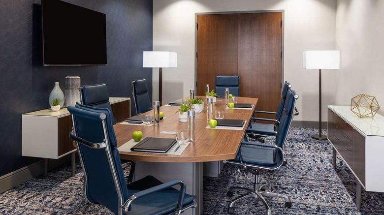 <b>Hilton Houston North Meeting</b>. Images powered by <a href="https://iceportal.shijigroup.com/" title="IcePortal" target="_blank">IcePortal</a>.