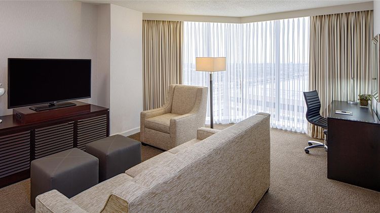 DoubleTree by Hilton Greenway Plaza Room