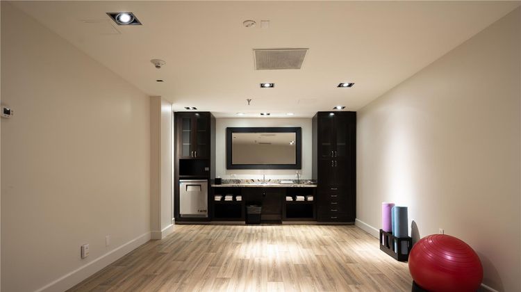 DoubleTree by Hilton Houston Hobby Arpt Recreation