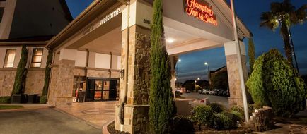 Hampton Inn & Suites Clear Lake-NASA Exterior