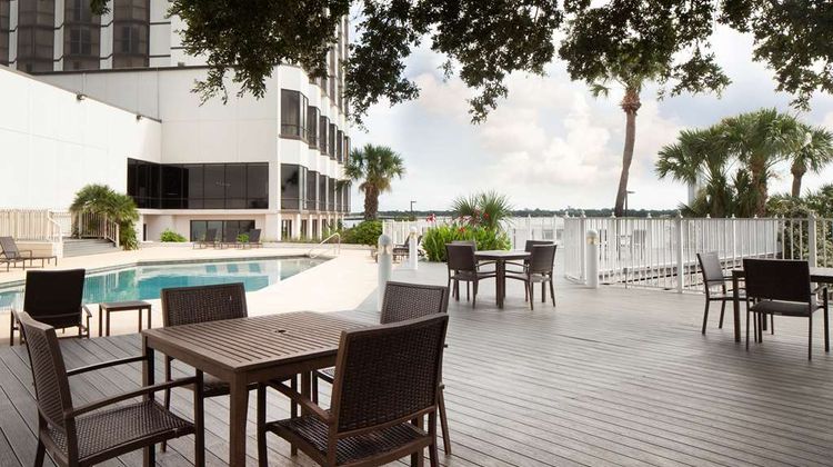 Hilton Houston NASA Clear Lake Pool