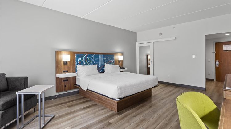 Hampton Inn Houston-Pearland Room