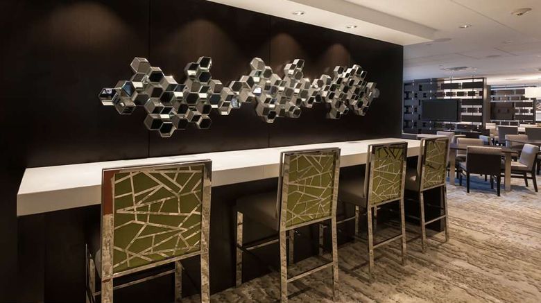 <b>DoubleTree Hotel Houston by the Galleria Meeting</b>. Images powered by <a href="https://iceportal.shijigroup.com/" title="IcePortal" target="_blank">IcePortal</a>.