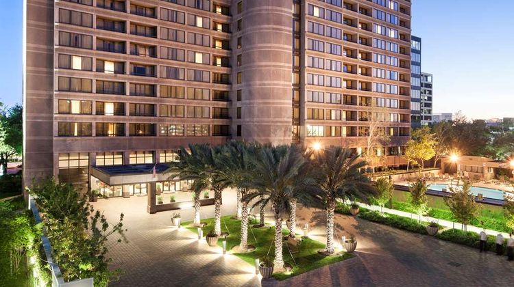 DoubleTree Hotel Houston by the Galleria Exterior
