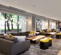 DoubleTree Hotel Houston by the Galleria Lobby