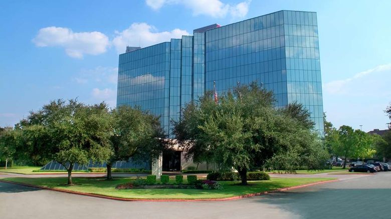 Hilton Houston Westchase Exterior. Images powered by <a href="https://iceportal.shijigroup.com" target="_blank" rel="noopener">Ice Portal</a>.
