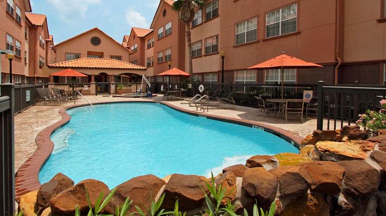 <b>Homewood Suites Houston-Woodlands Pool</b>. Images powered by <a href="https://iceportal.shijigroup.com/" title="IcePortal" target="_blank">IcePortal</a>.