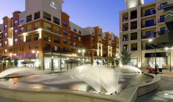 Hilton Promenade at Branson Landing Exterior