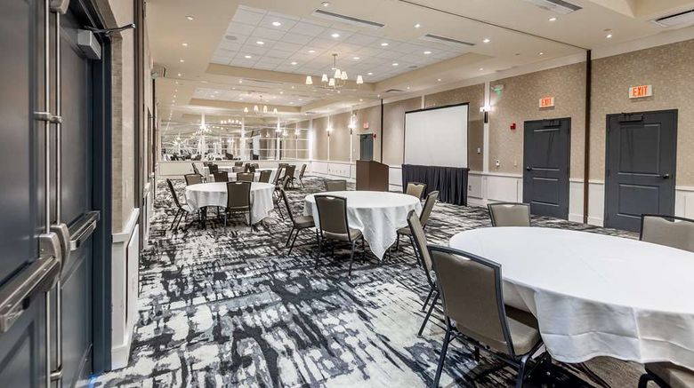 <b>Hilton Promenade at Branson Landing Meeting</b>. Images powered by <a href="https://iceportal.shijigroup.com/" title="IcePortal" target="_blank">IcePortal</a>.