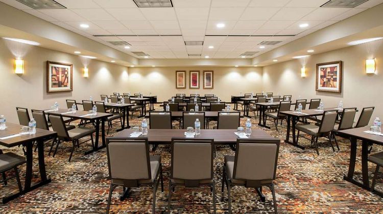 Embassy Suites Huntsville - Hotel & Spa Meeting