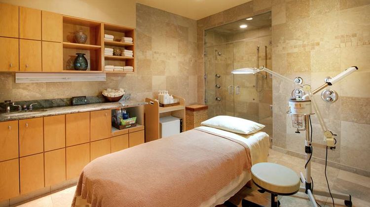 Embassy Suites Huntsville - Hotel & Spa Recreation