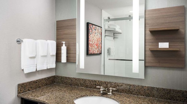<b>Hilton Garden Inn Huntsville South Room</b>. Images powered by <a href="https://iceportal.shijigroup.com/" title="IcePortal" target="_blank">IcePortal</a>.