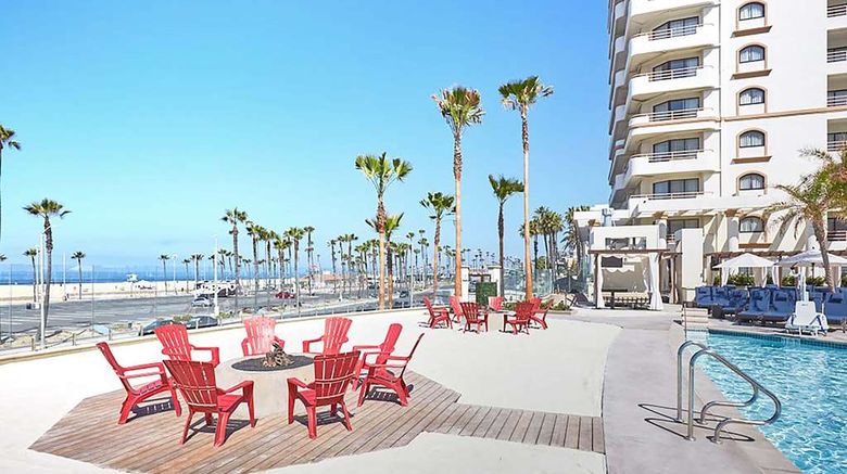 The Waterfront Beach Resort, a Hilton Hotel photo 10