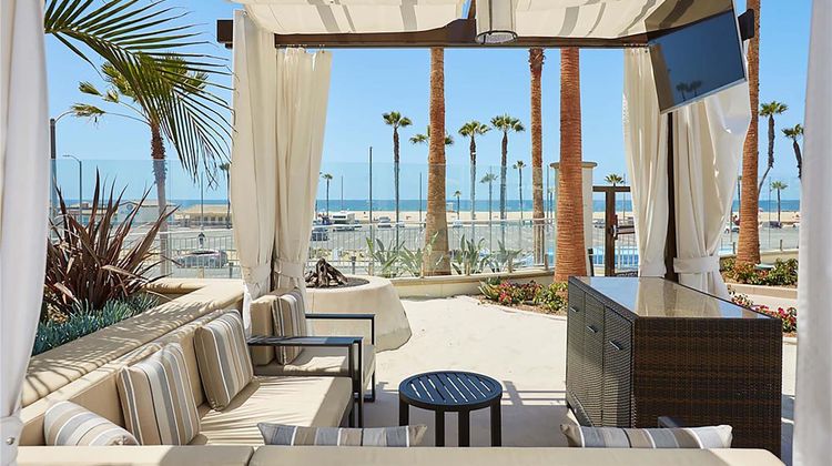 Waterfront Beach Resort, a Hilton Hotel Recreation