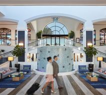 Waterfront Beach Resort, a Hilton Hotel Lobby