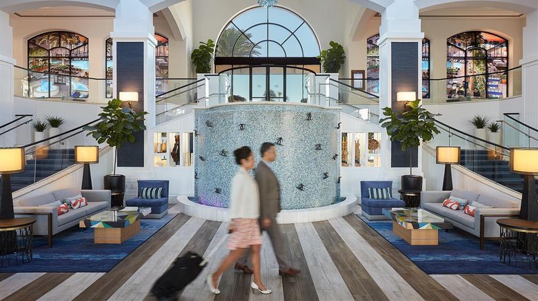<b>Waterfront Beach Resort, a Hilton Hotel Lobby</b>. Images powered by <a href="https://iceportal.shijigroup.com/" title="IcePortal" target="_blank">IcePortal</a>.