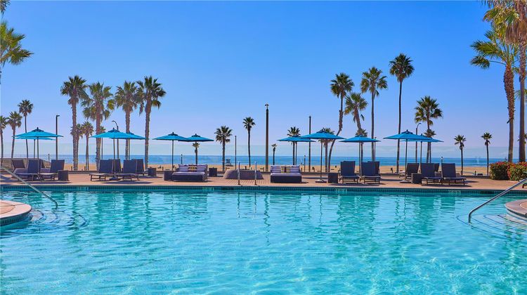 Waterfront Beach Resort, a Hilton Hotel Pool