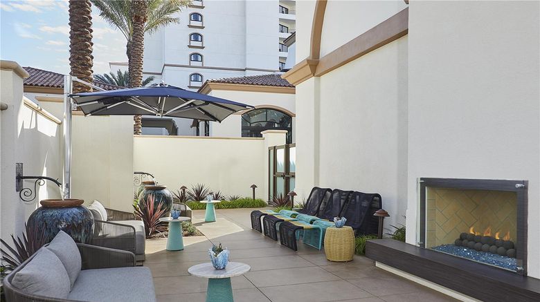 <b>Waterfront Beach Resort, a Hilton Hotel Spa</b>. Images powered by <a href="https://iceportal.shijigroup.com/" title="IcePortal" target="_blank">IcePortal</a>.